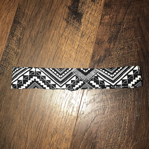 Tribal Print Headband - Picture 1 of 2